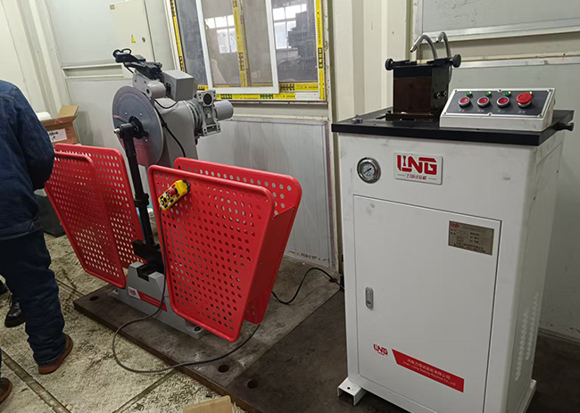 Jinan Leading Testing Machine Mechanical Testing Machine Testing Equipment Debugging Completed Notice