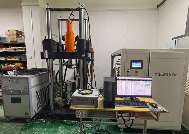 The high-end electro-hydraulic servo fatigue testing machine independently developed by Jinan Liling successfully passed the acceptance test, helping China to take a new step in the autonomy of high-end equipment.